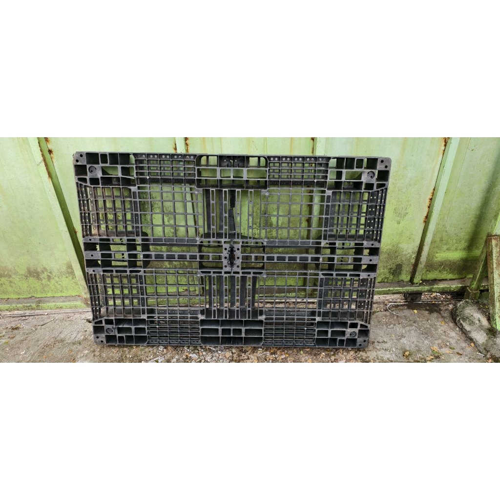 

palet plastik bekas