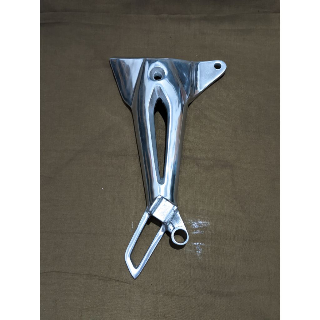 FOOTSTEP KANAN PIJAKAN KAKI BELAKANG KANAN MOTOR SUPRA FIT BOX VARIASI POLES