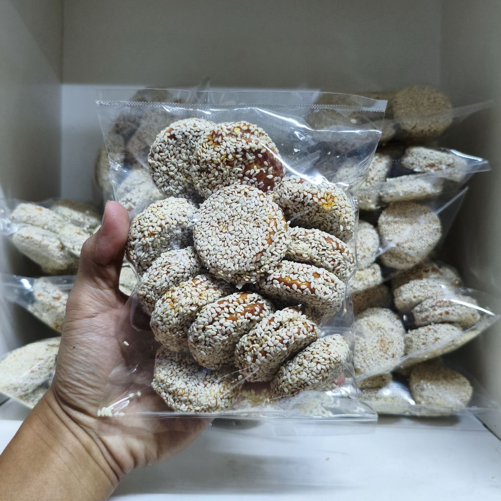 

marie wijen full caramel - kue mari wijen renyah nikmat - full caramel