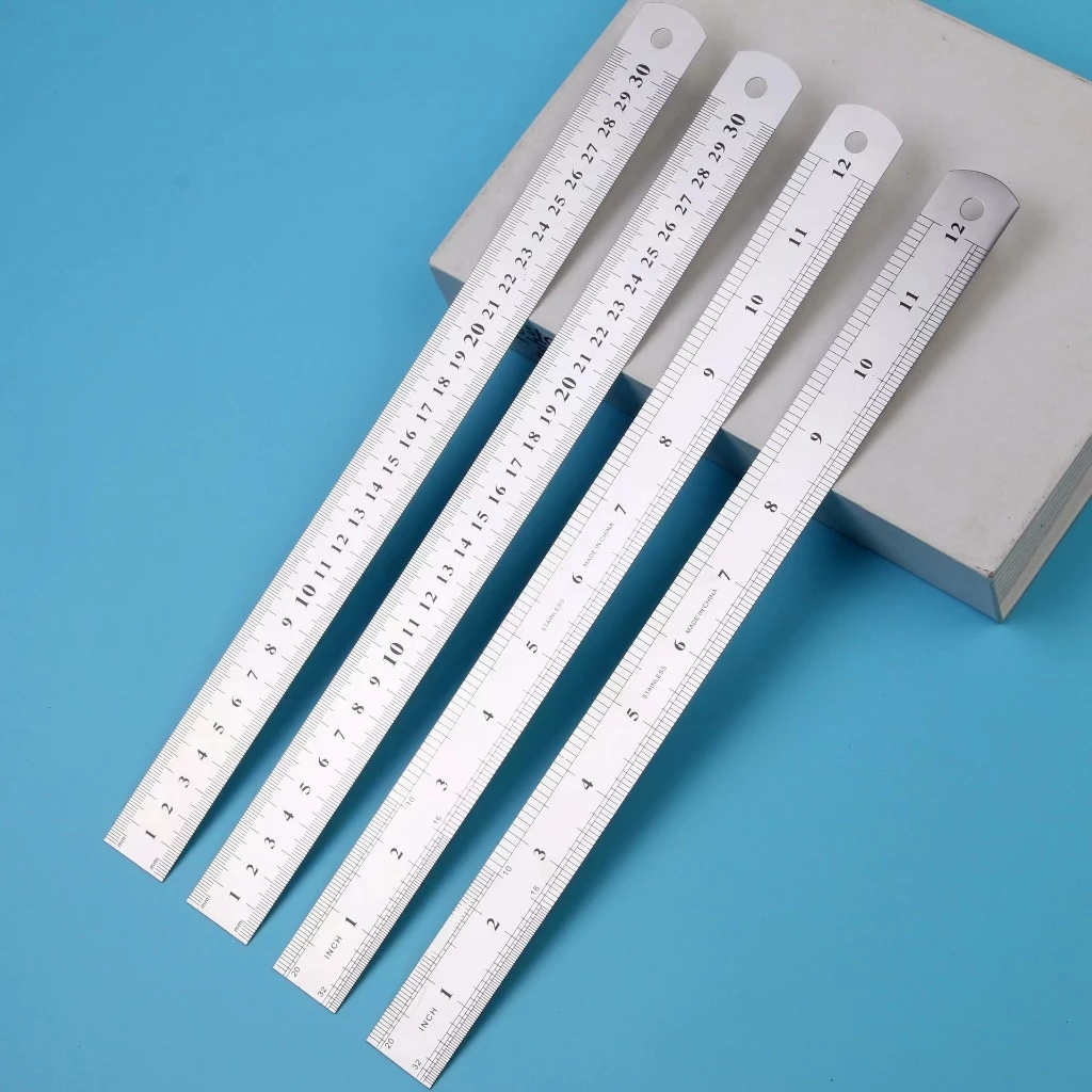 

JS Penggaris Besi 30Cm Stainless Steel Ruler Perlengkapan Sekolah Kantor Multifungsi