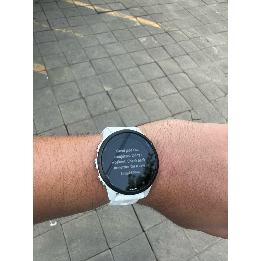 Garmin Forerunner 255 Music white bekas