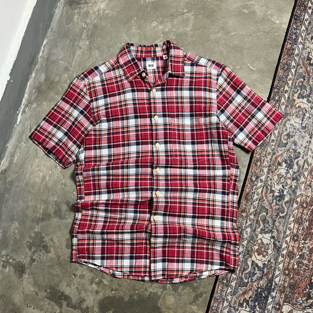 Uniqlo plaid shirt