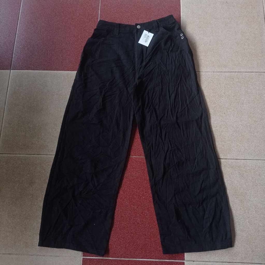 celana panjang baggy Skena The coldest moment hitam