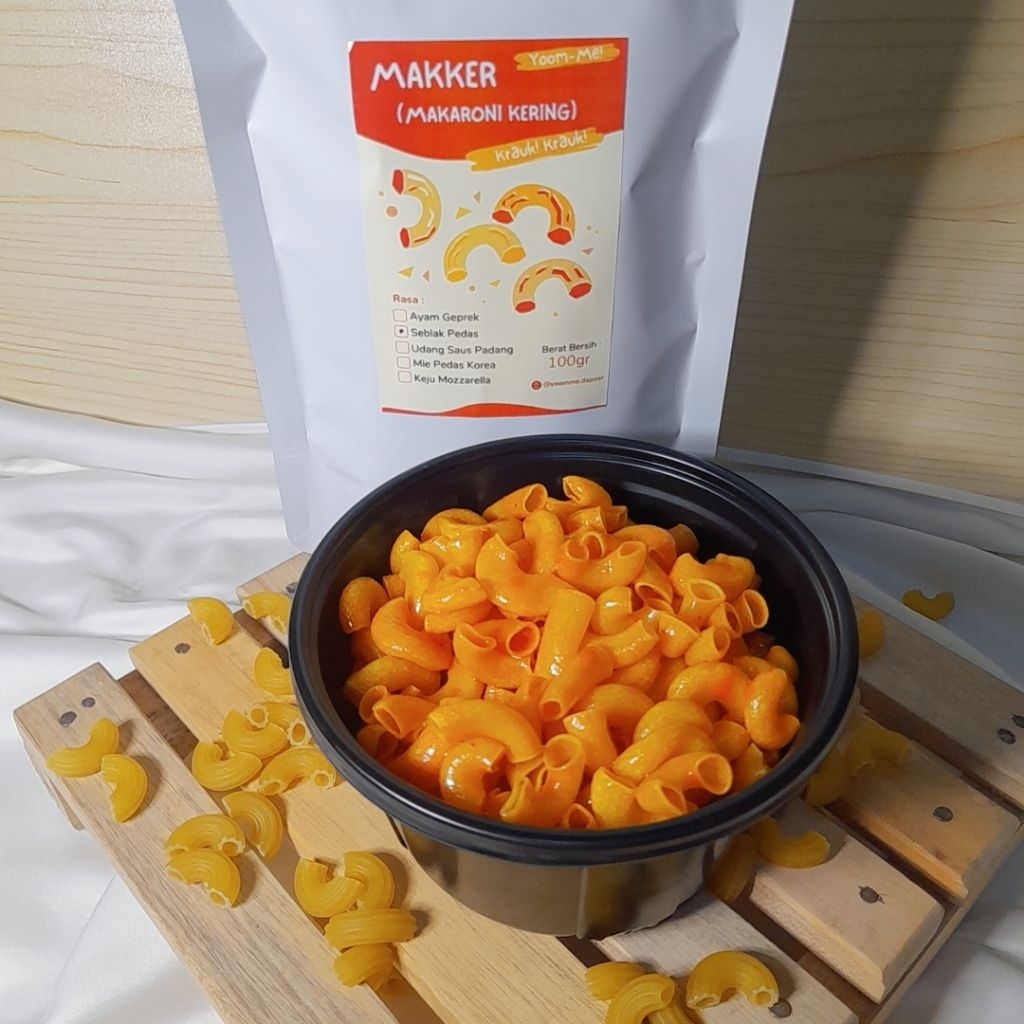 

Makaroni || Makaroni kering || Makaroni Bantet Rasa Seblak Pedas || Yoom-Me!