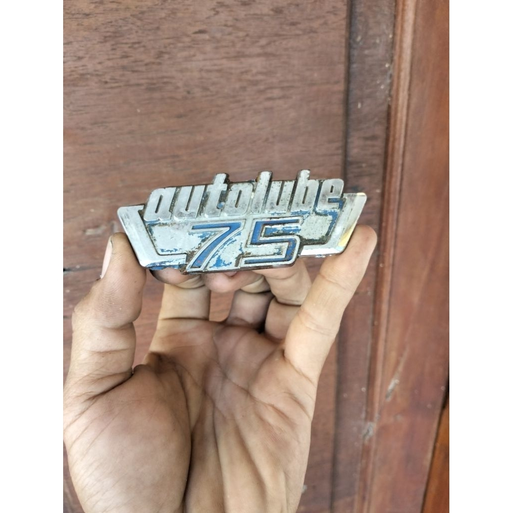 Emblem sayap yamaha V 75 original