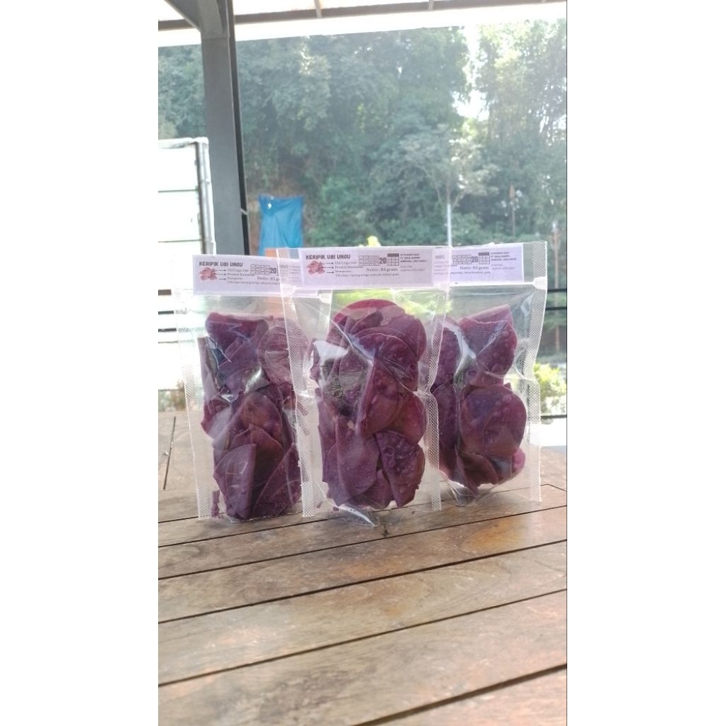 

keripik ubi Mulia mandiri paketan khsus reseller