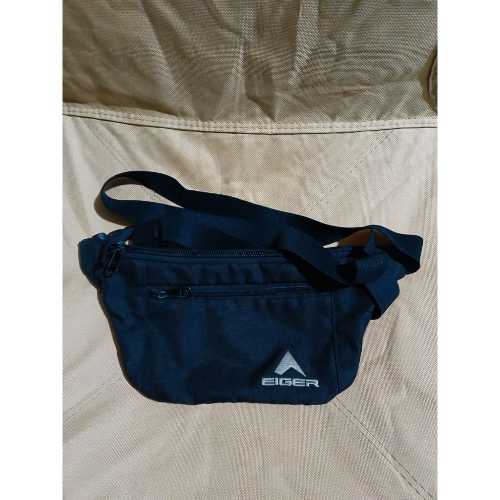 Eiger Tas Handphone Dompet dan Kunci