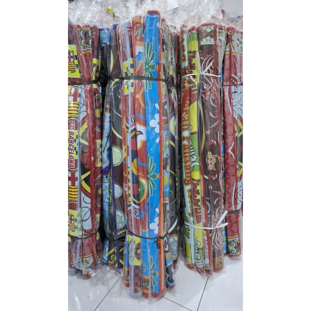 TIKAR SPON PIKNIK UKURAN 120x120 CM TEBAL 1,5 MM / TIKAR SPON MURAH / KARPET SPON MURAH