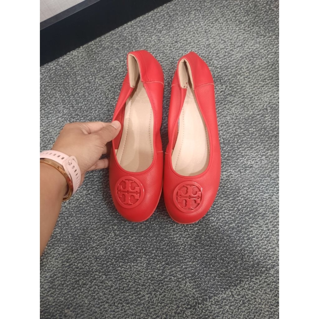 Tory burch sepatu