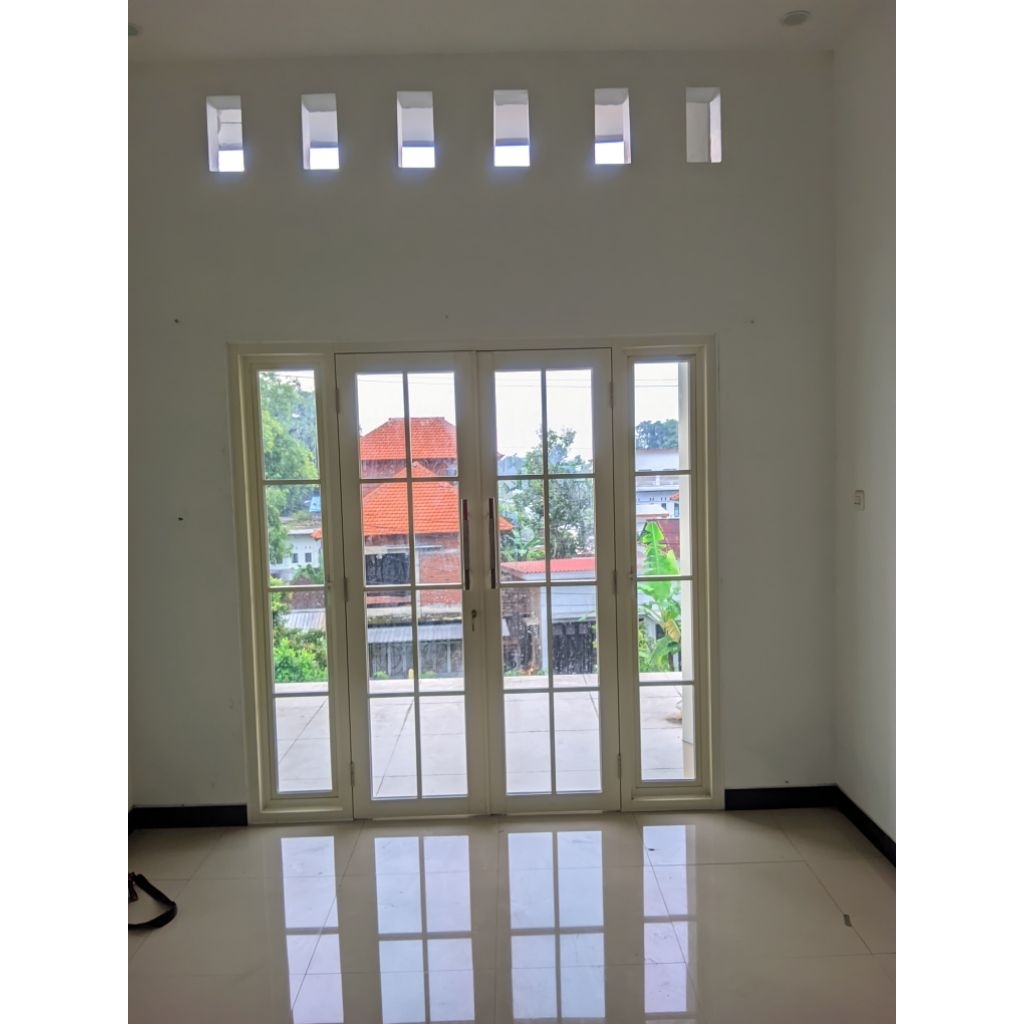 Pintu aluminium/pintu sleding aluminium/pintu kupu tarung/partisi aluminium