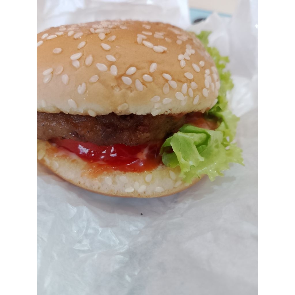 

Burger,kebab,dimsum,lumpiabeef,homemade