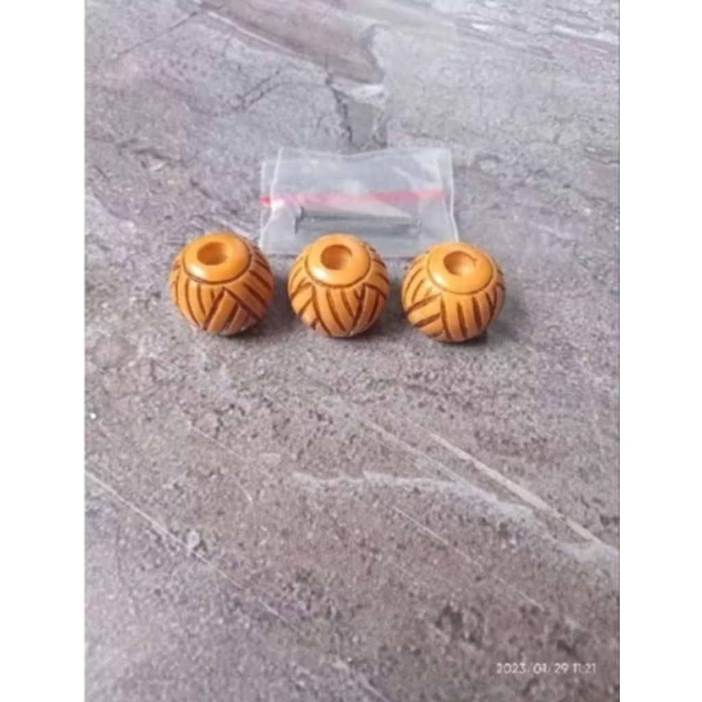 Mute Kaki Kaki Sangkar Burung