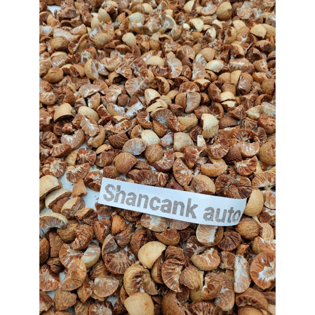 

buah pinang, jambe kering 1kg belah, jemur matahari