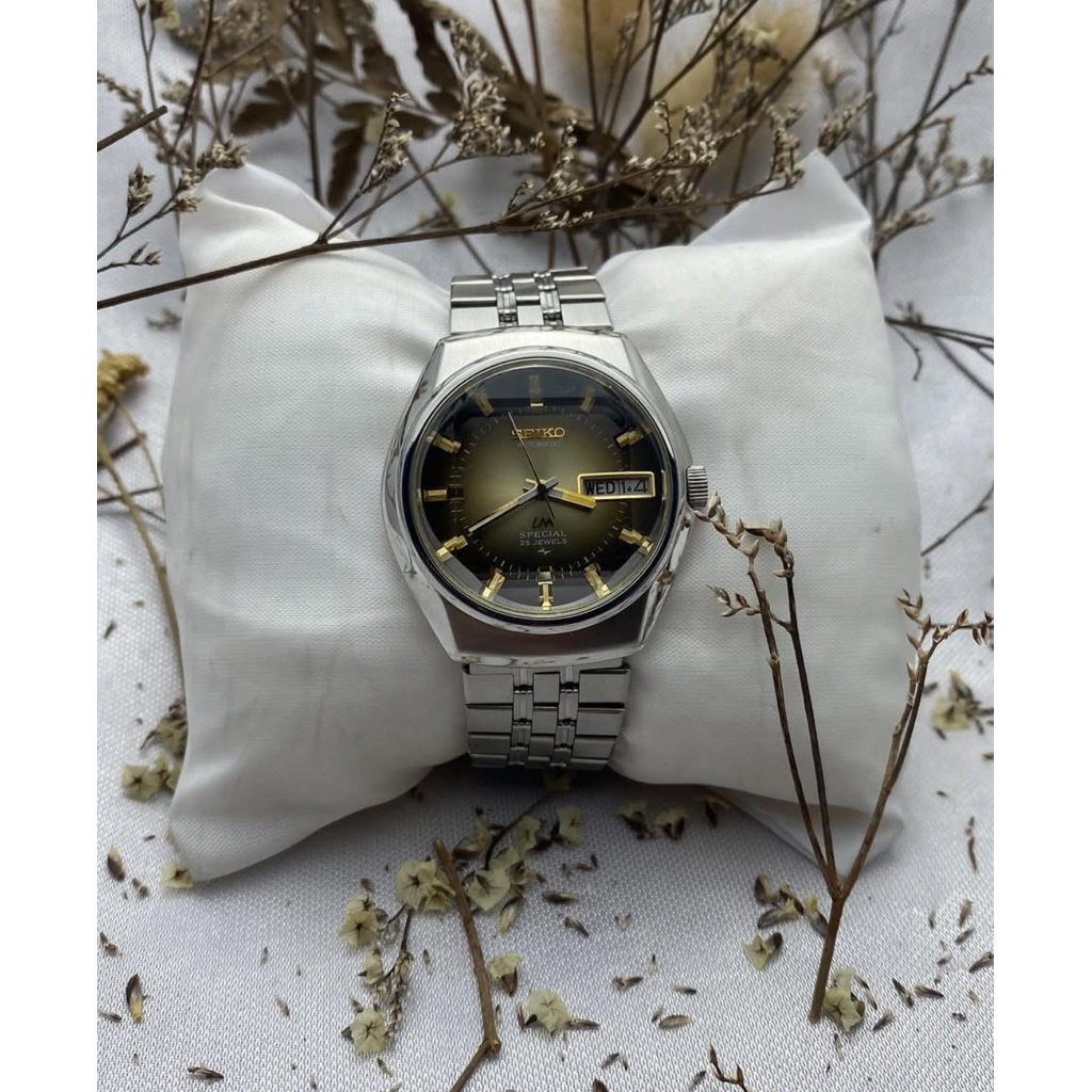 Seiko Lord Matic Special Gold Dial Prism Glass