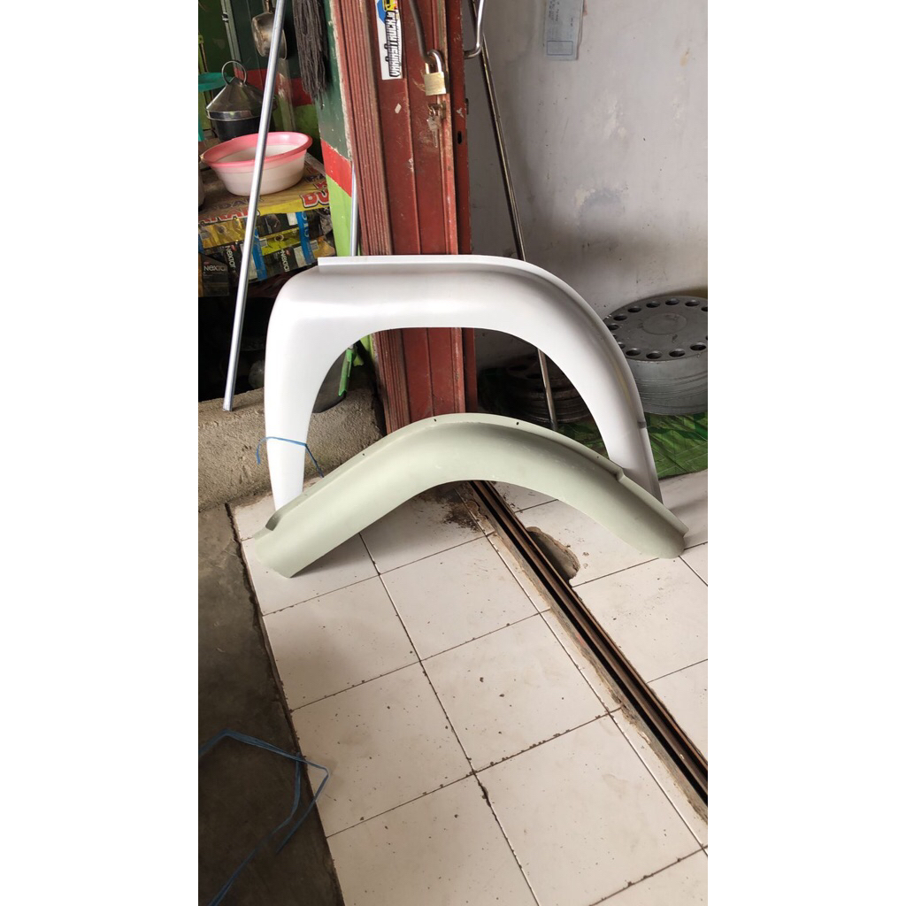 SLEBOR CABIN TRUK CANTER PLAT BESI spakbor truk canter 125/hdl 136