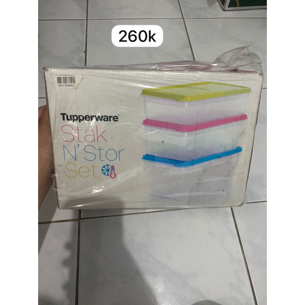 Tupperware stak n' stor set