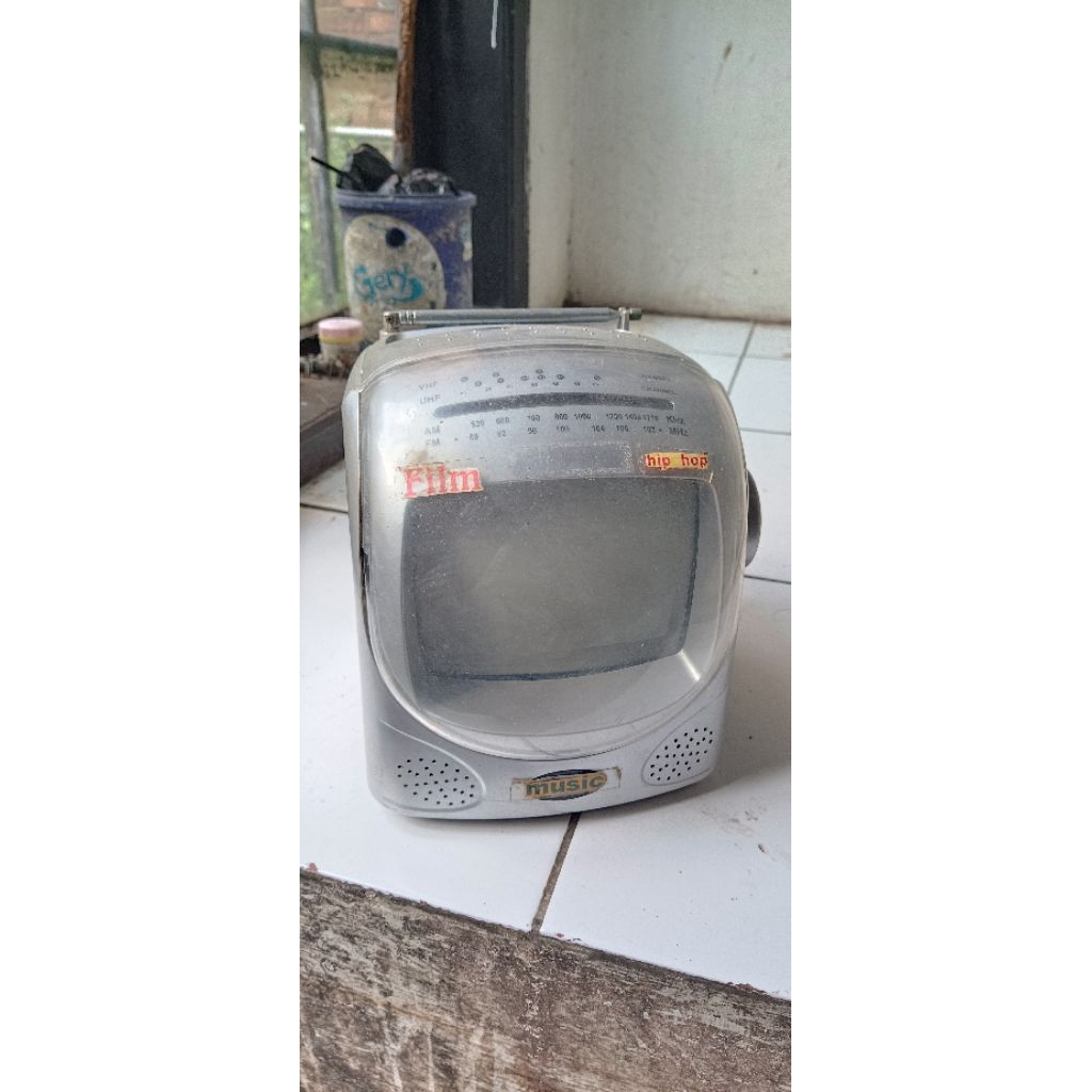 Televisi Tabung Jadul