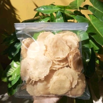 

Emping Melinjo Berbumbu khas Gunung Jati Cirebon 250 gram