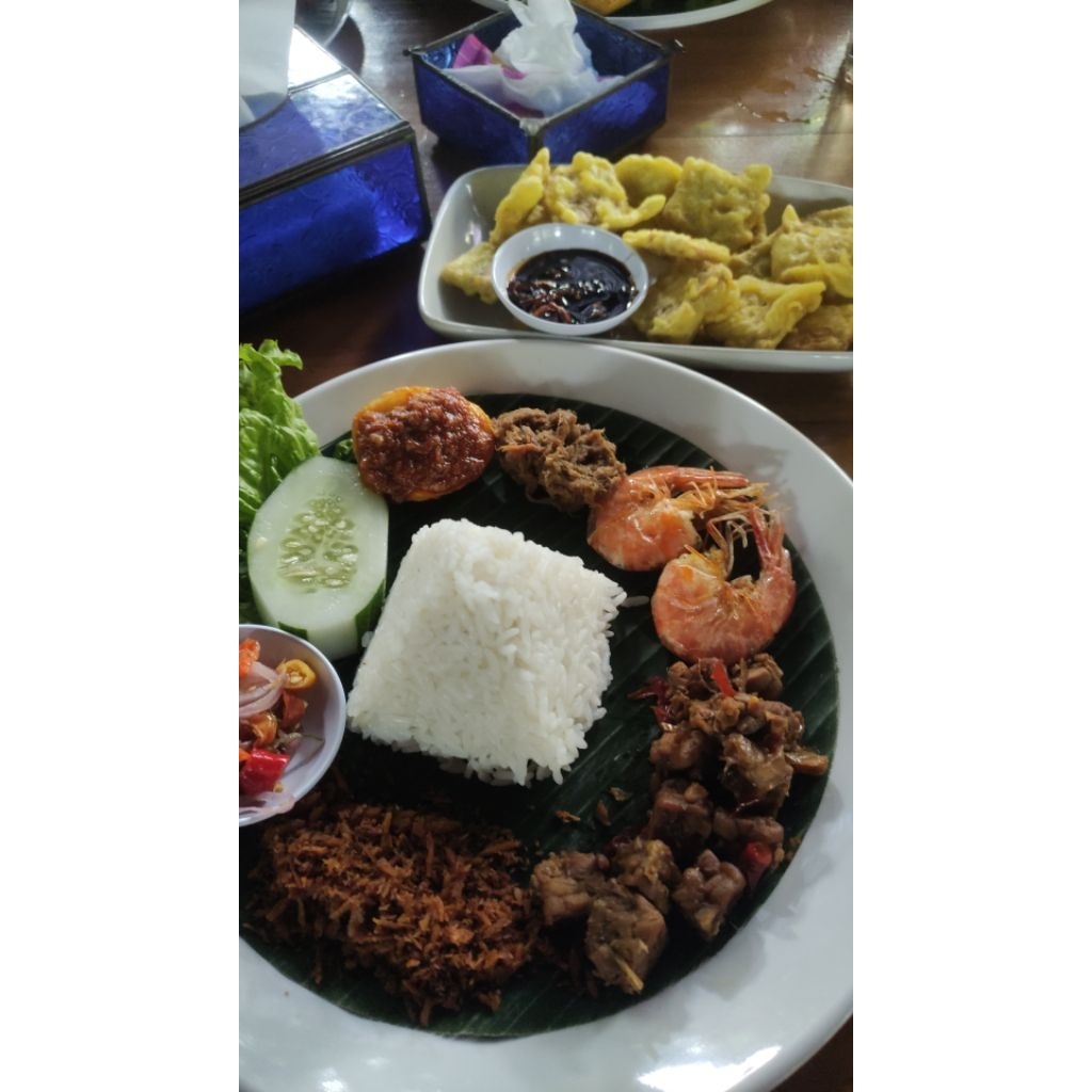 

Nasi Campur