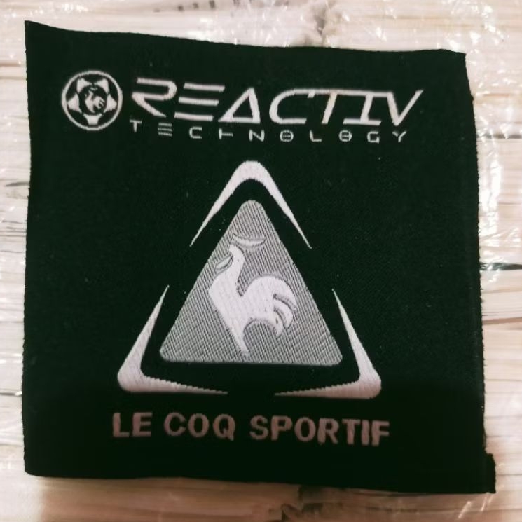 

label merek label (main) tag le coq