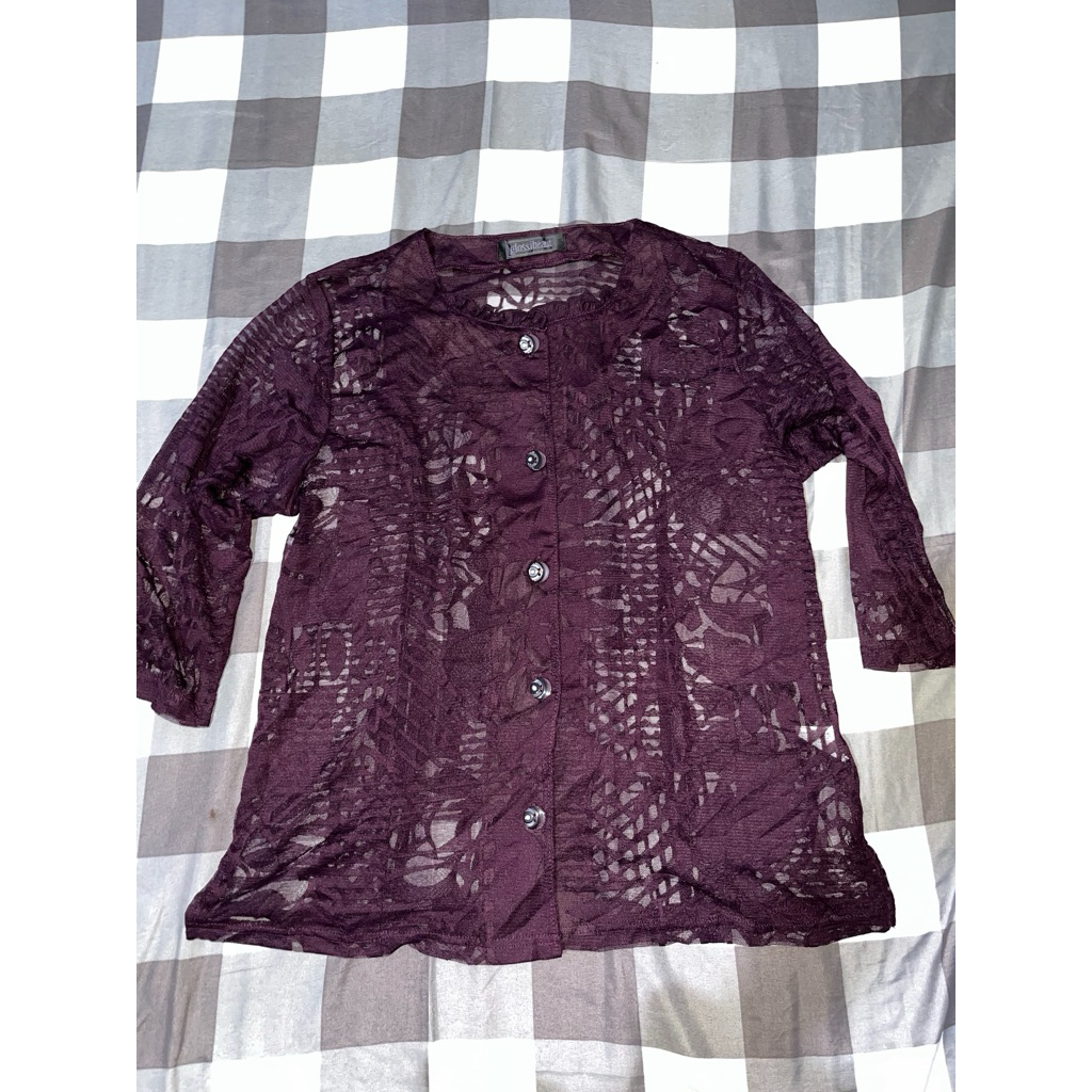 Blouse Brokat Transparan Wanita – Outer Bordir Elegan Warna Maroon | Kancing Depan | Fashion Muslima