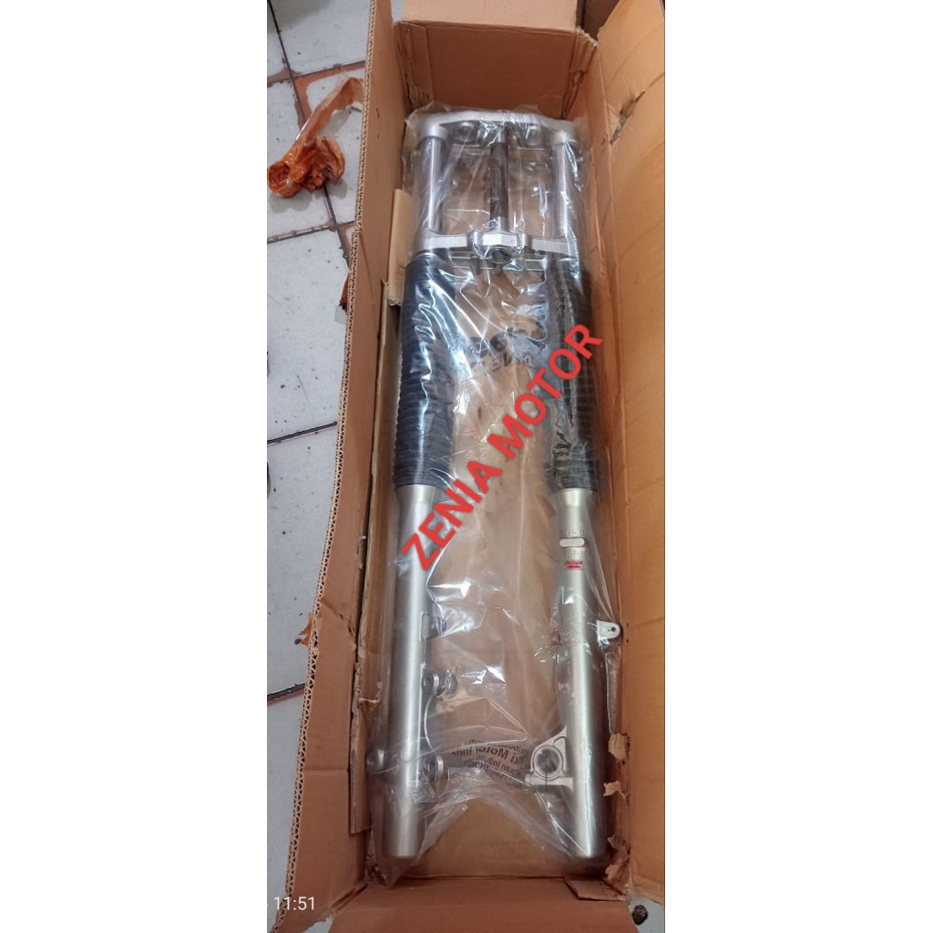 SHOCKBREAKER DEPAN ASSY SET SEGITIGA ATAS BAWAH KLX 230 KLX 230R  ORIGINAL KAWASAKI