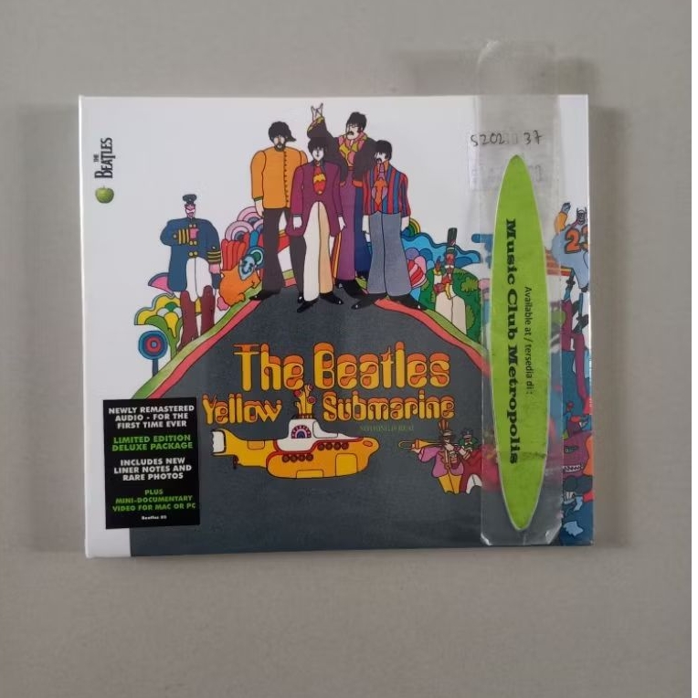 CD THE BEATLES - YELLOW SUBMARINE IMPORTEDCD THE BEATLES - YELLOW SUBMARINE IMPORTED