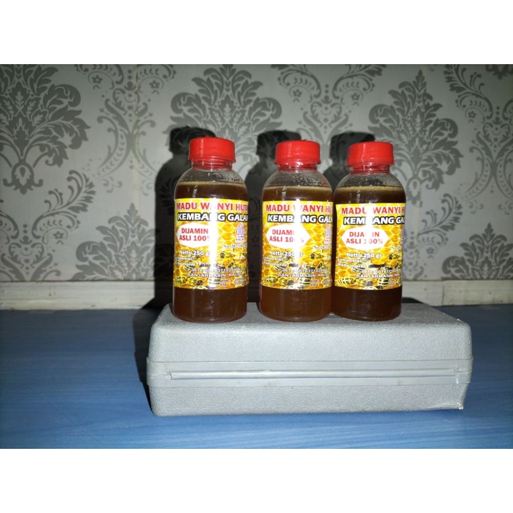 

madu wanyi hutan asli