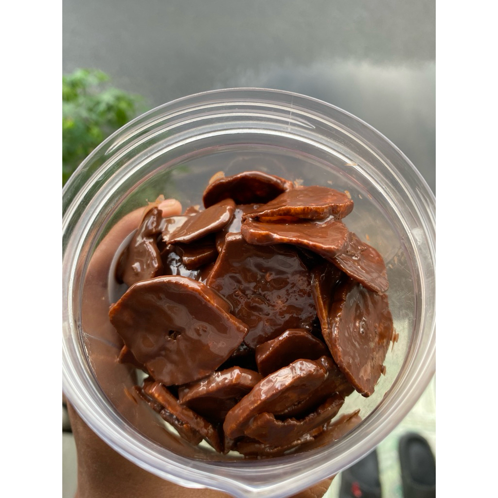 

KERIPIK PISANG COKELAT