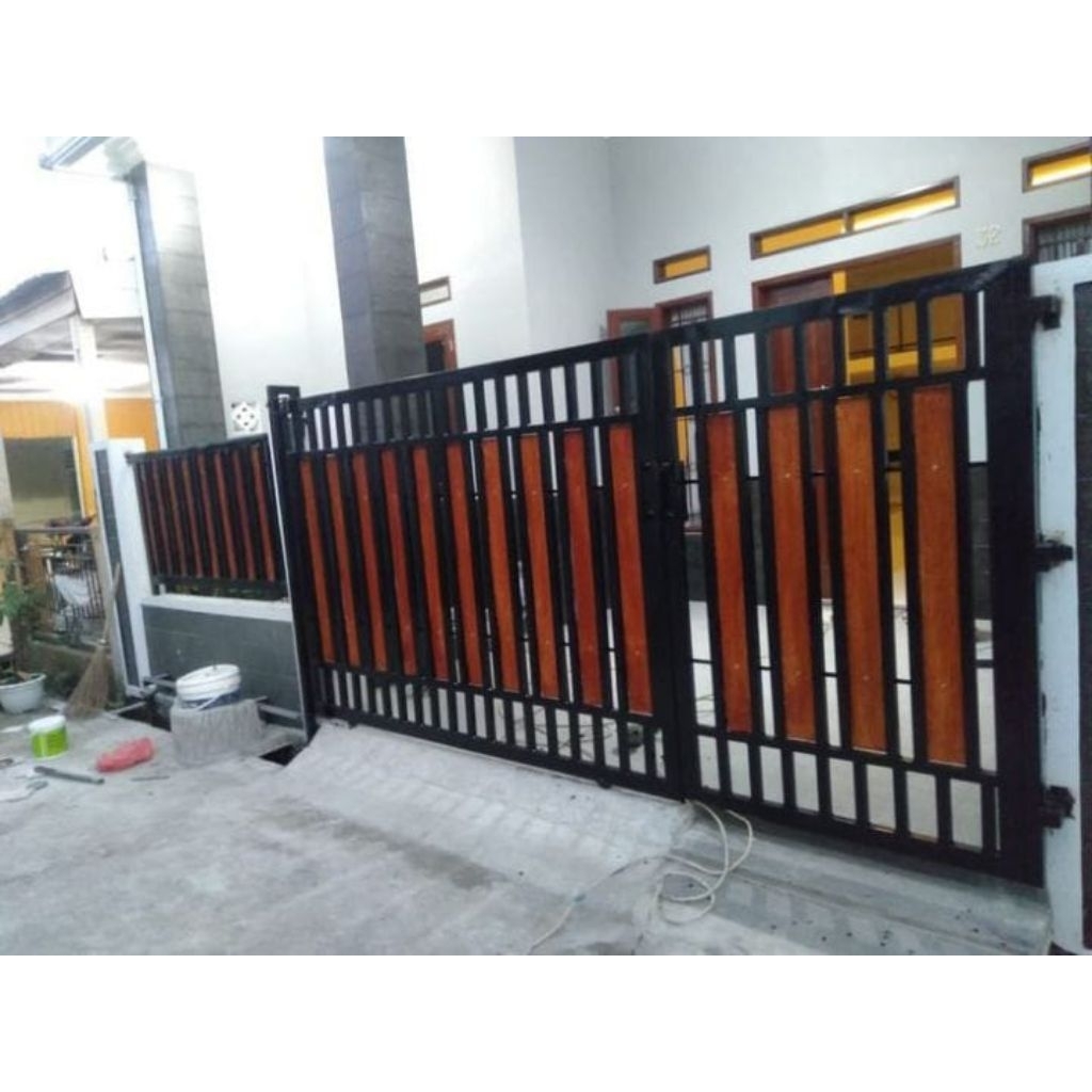 PAGAR RUMAH DAN PLAFON MINIMALIS PVC besi folding gate
