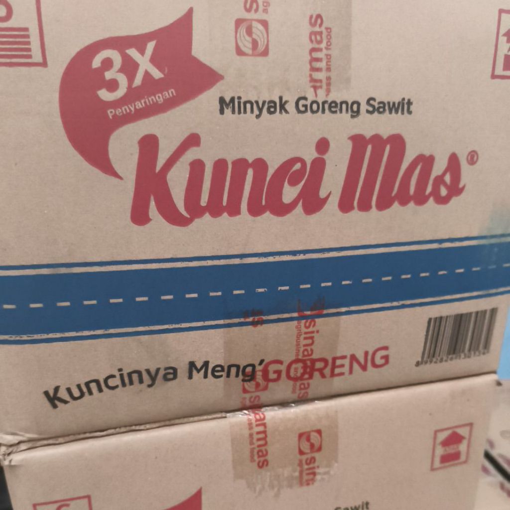 

Minyak Goreng Sawit Kunci Mas Refill 2L