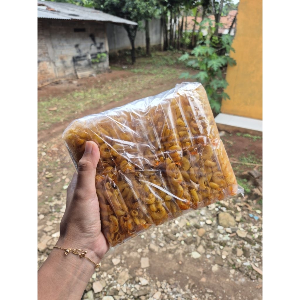 

PAKET USAHA MAKARONI BANTET ISI 20PCS