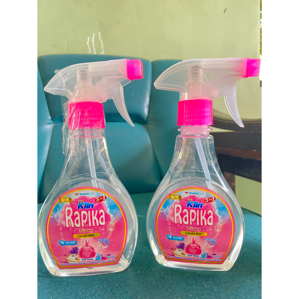 Rapika Botol spray kemasan 250ml Rapika biang Luxury pink