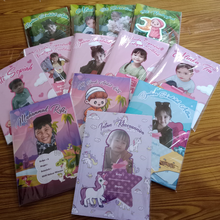 

(Sehari jadi) Buku Sekolah Custom Foto, Nama, Kelas, Mapel, Nama Sekolah | isi 38 Lembar