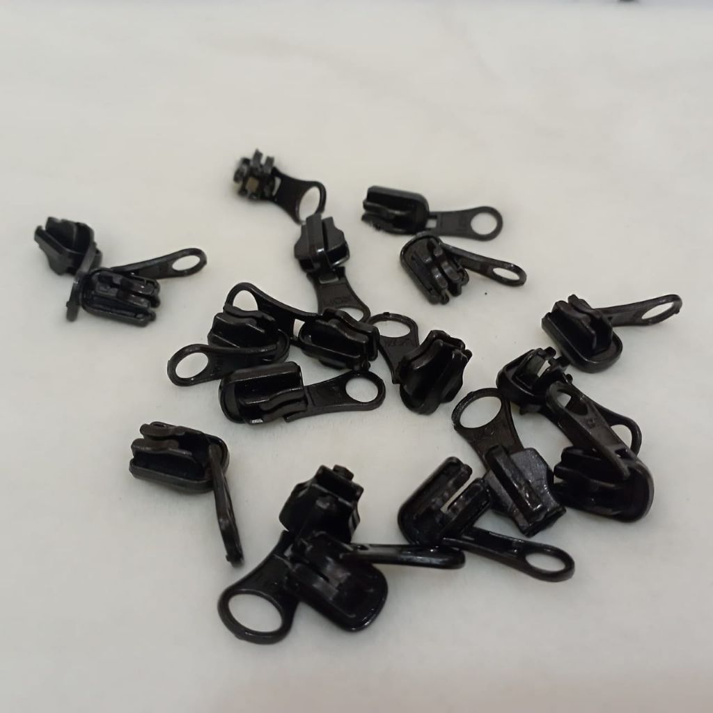 KEPALA RESLETING JAKET KEPALA BOLAK BALIK GIGI KASAR MERK LION