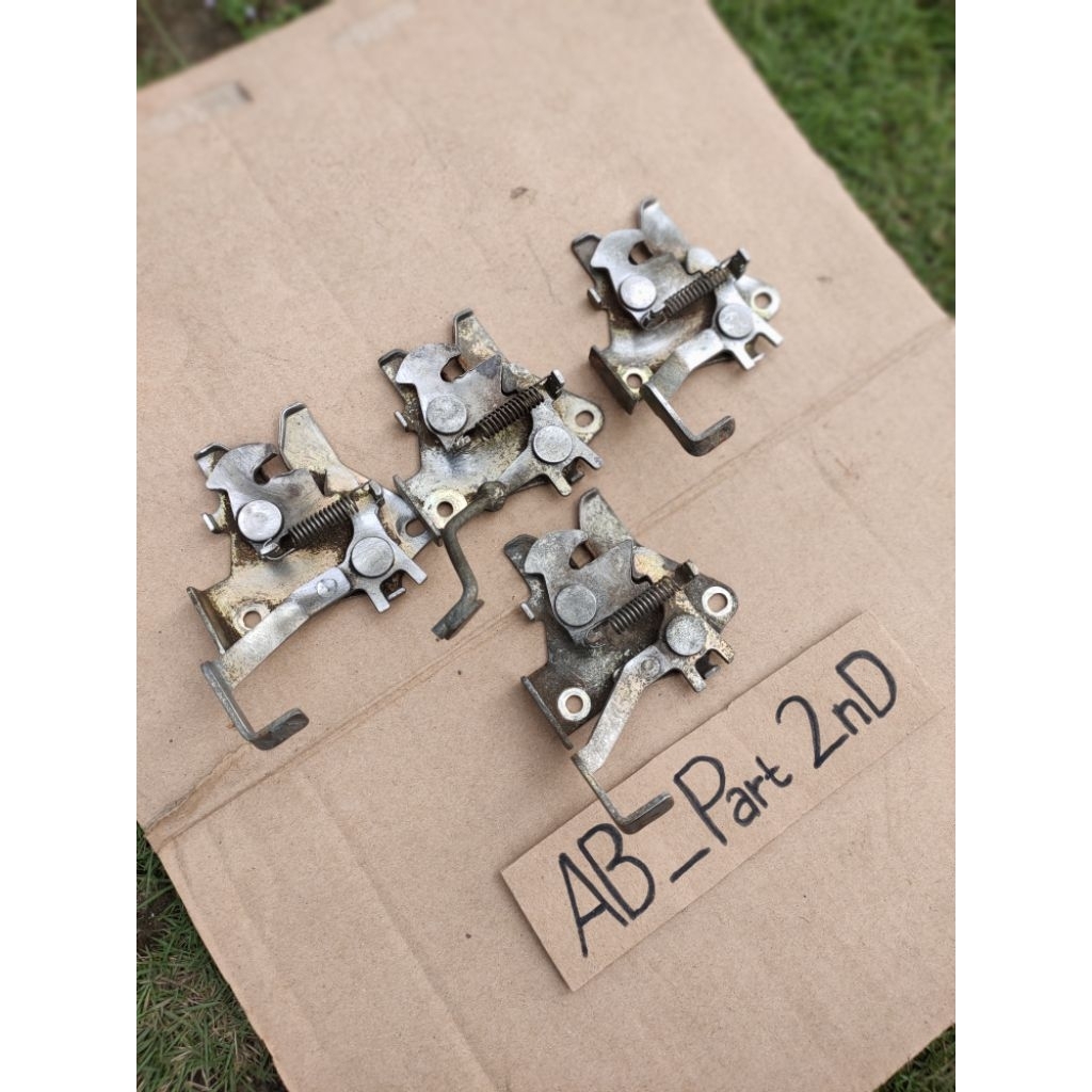 kunci jok belakang supra x 125 kharisma original kancingan jok belakang supra 125 kharisma original