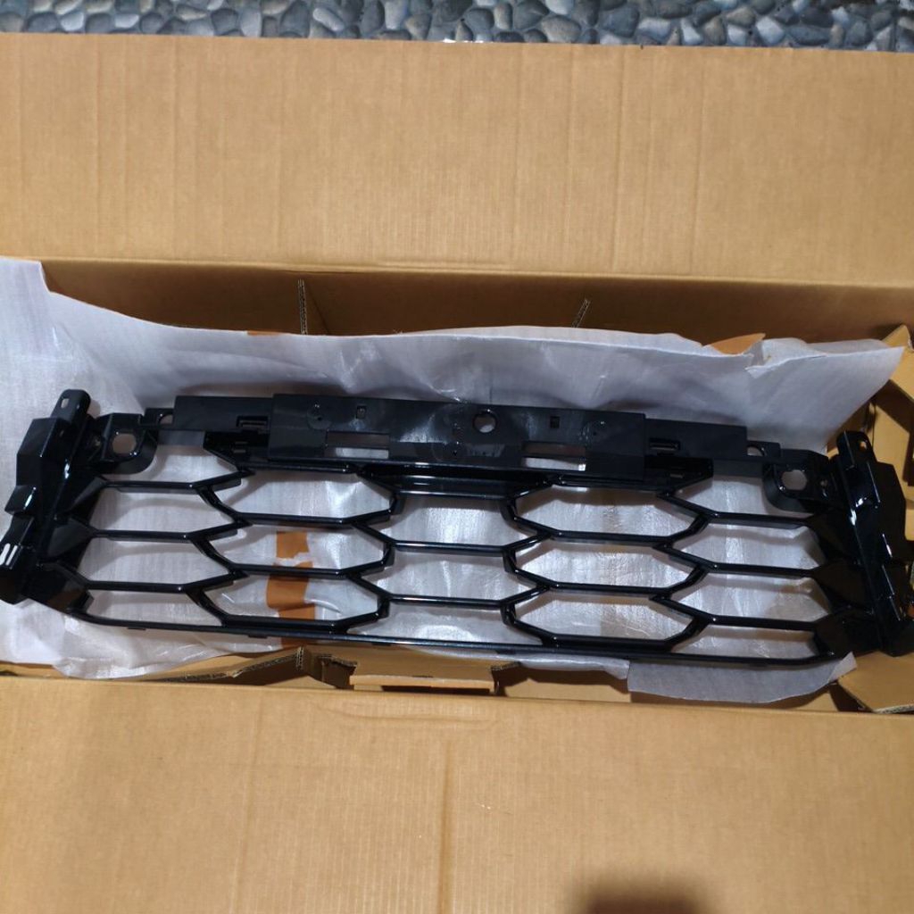 grill bawah pajero sport 2025 pajero 2024 grill bemper bawah