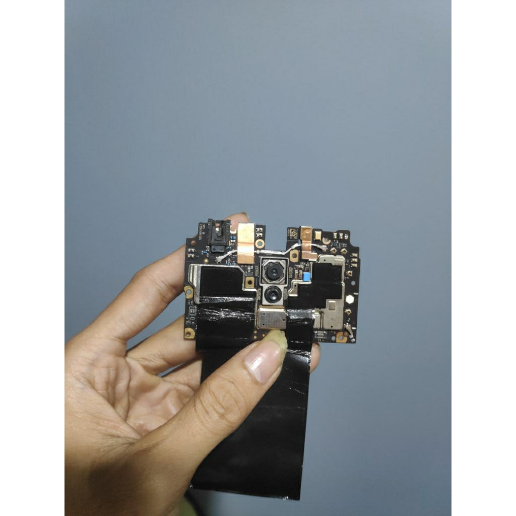 mesin poco F1 6/128 normal segel perawan