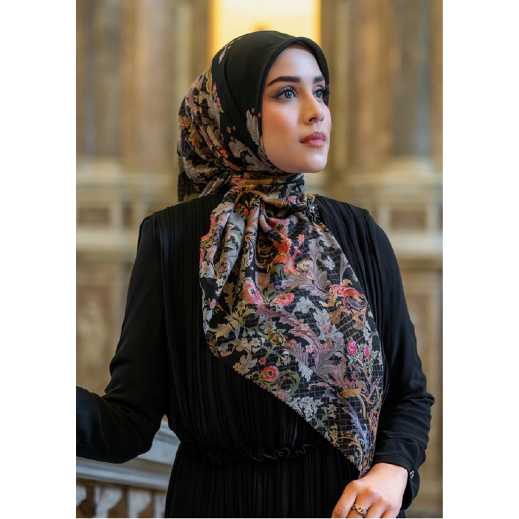 buttonscarves mirror royale grandeur series