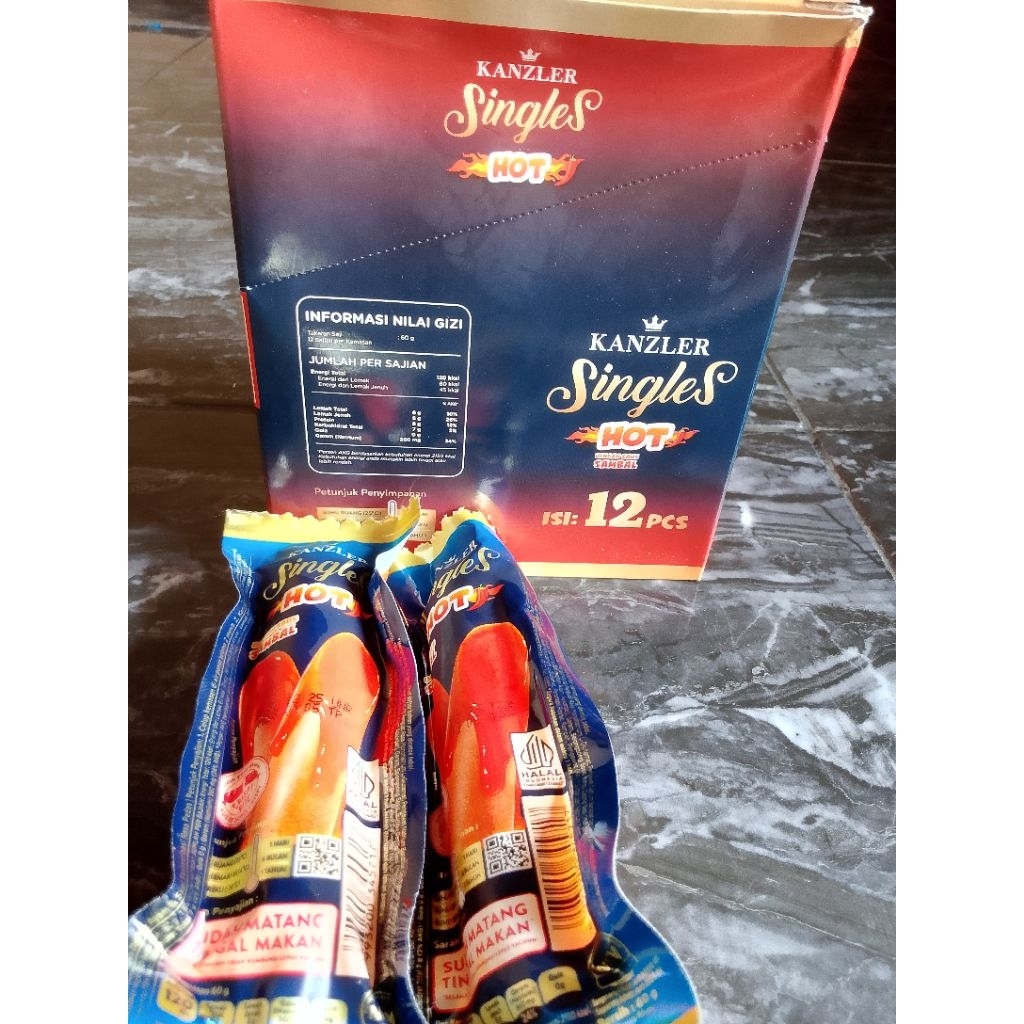 

1 BOX SOSIS KANZLE SINGLES 65gr RASA PEDAS HOT 1 BOX ISI 12 PCS