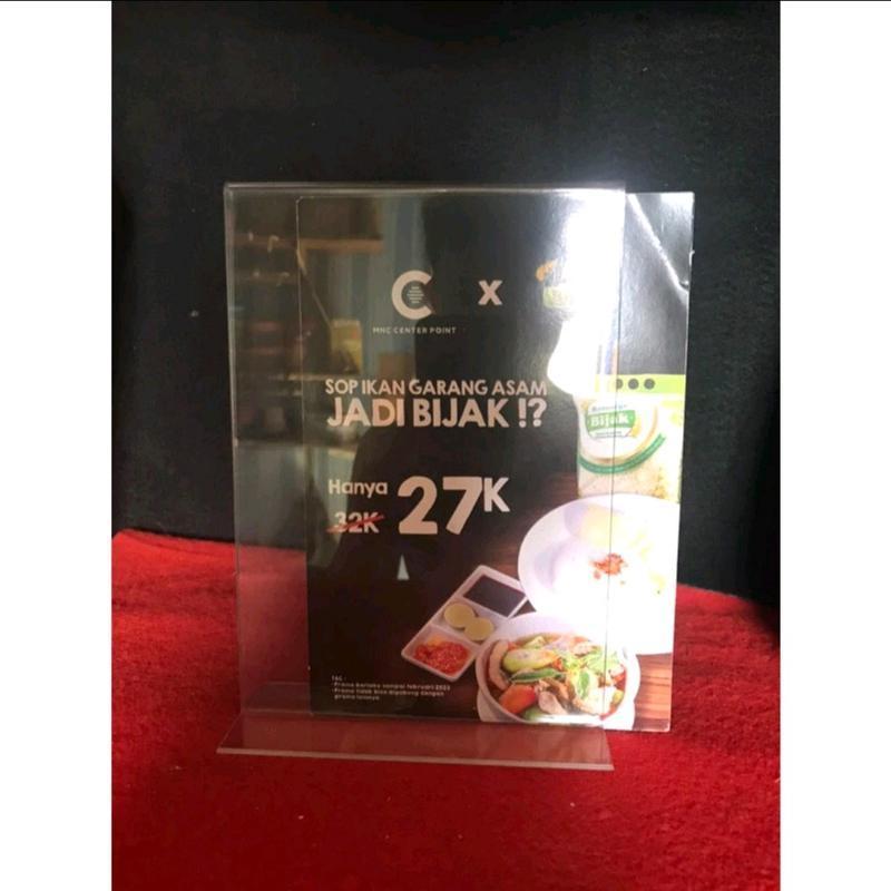 

Akrilik Tempat Brosur Dan Qris 1 Pcs Ukuran A5, A6, 12 x 8 Cm Tebal 2mm Bahan Akrilik Transparan