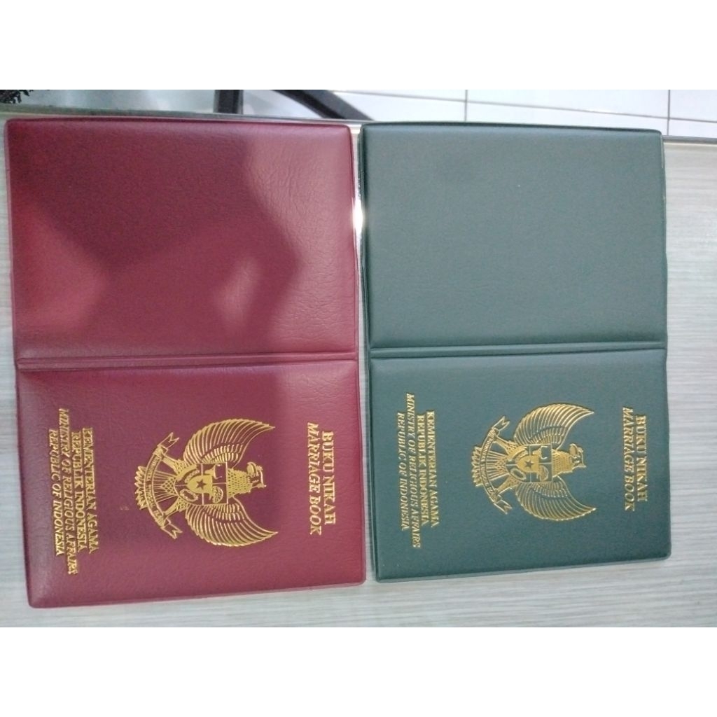 

Cover Buku Nikah Suami Istri/Marriage Book/Hardcover/dapat 1 set