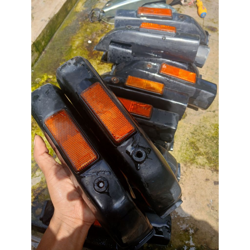 tutup shock depan suzuki rc100 bravo rc80 cover tutup slebor depan rc bravo original