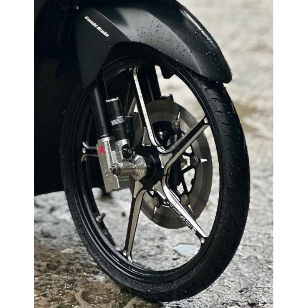 velg CMG r17 vario 125/150 dan ban maxis victra