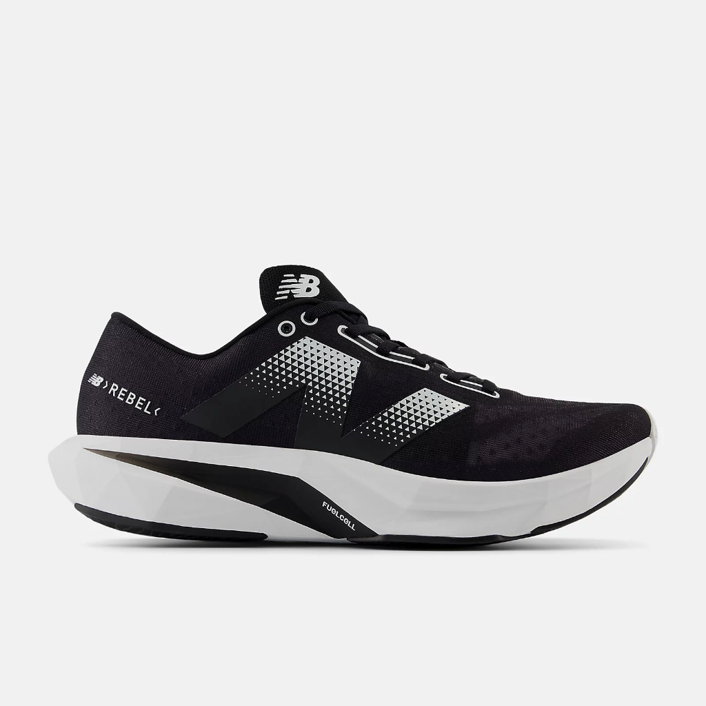 Sepatu Running Pria NB FuelCell Rebel v4 Black with White Original MFCXCS4