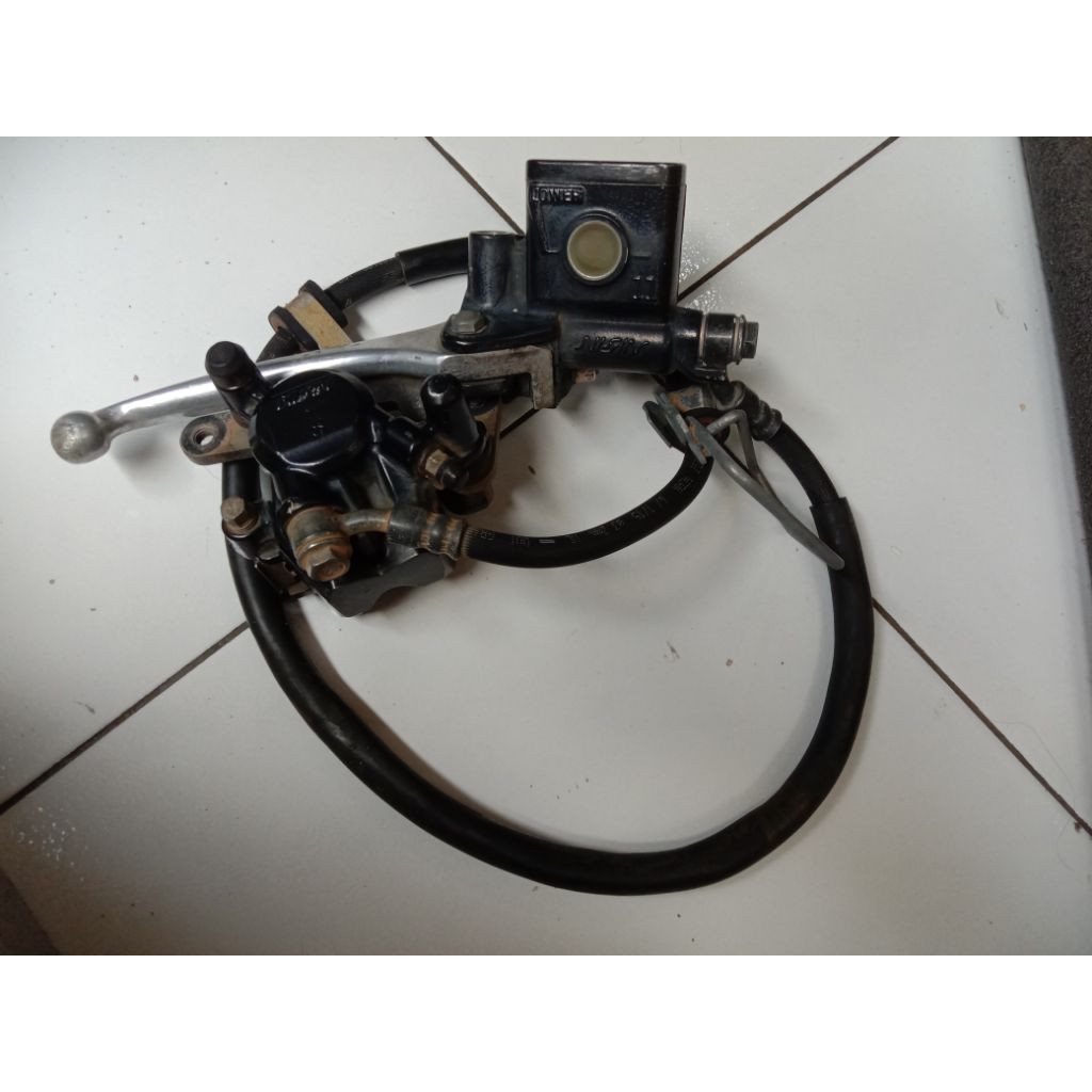 master rem depan kanan beat fi