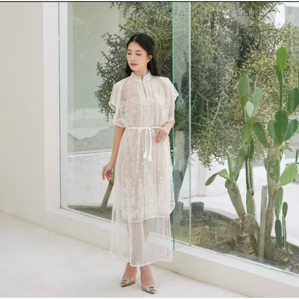 Rental dress kondangan Aura label