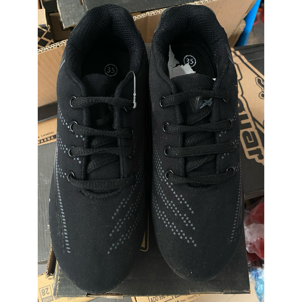 Sepatu jaguar/ pro att size 35