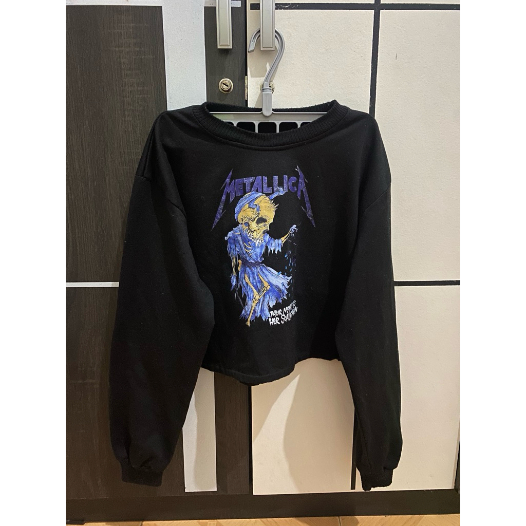 Sweater crop metalica ( preloved )