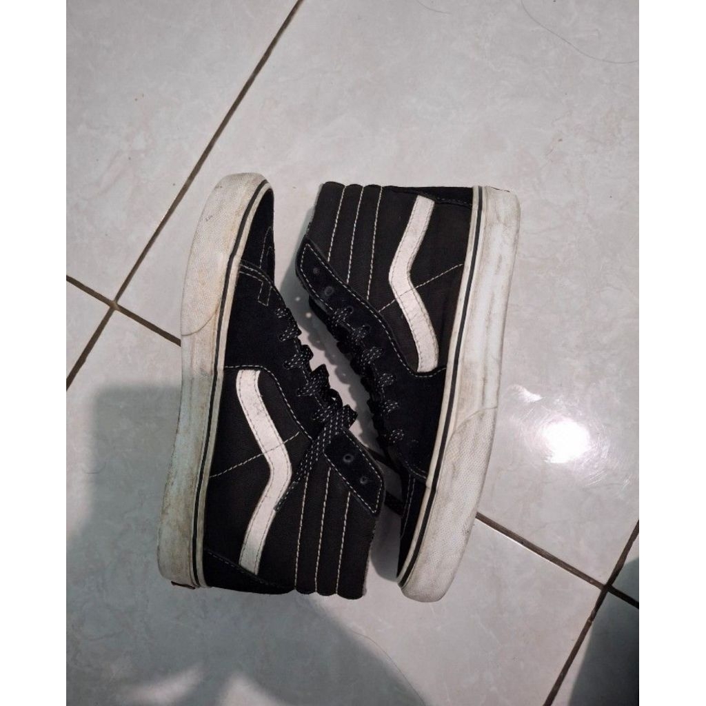 sepatu Vans Sk8 high bw original second